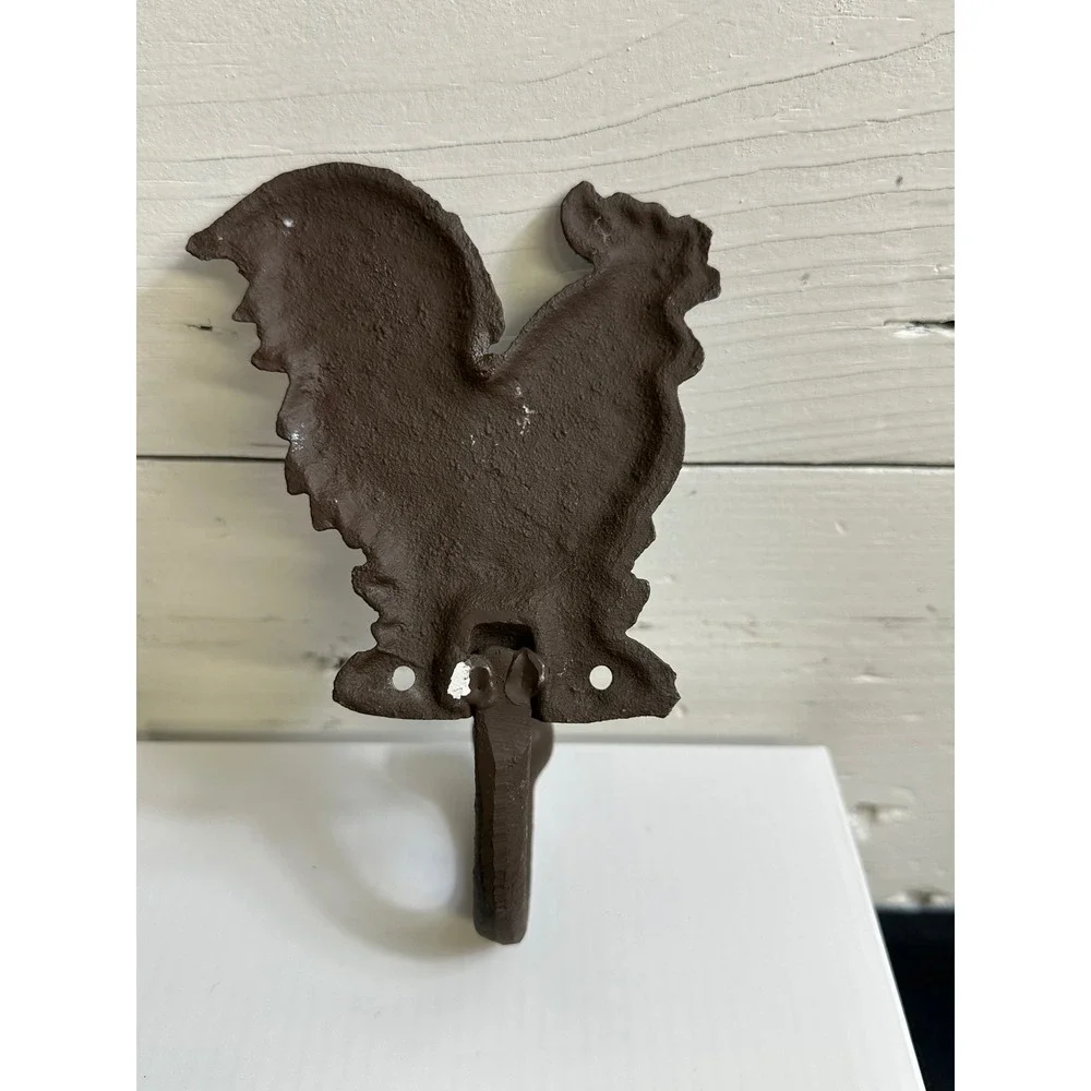 Vintage Style Cast Iron Rooster Wall Hooks Farmhouse Decor Brown Set of 3